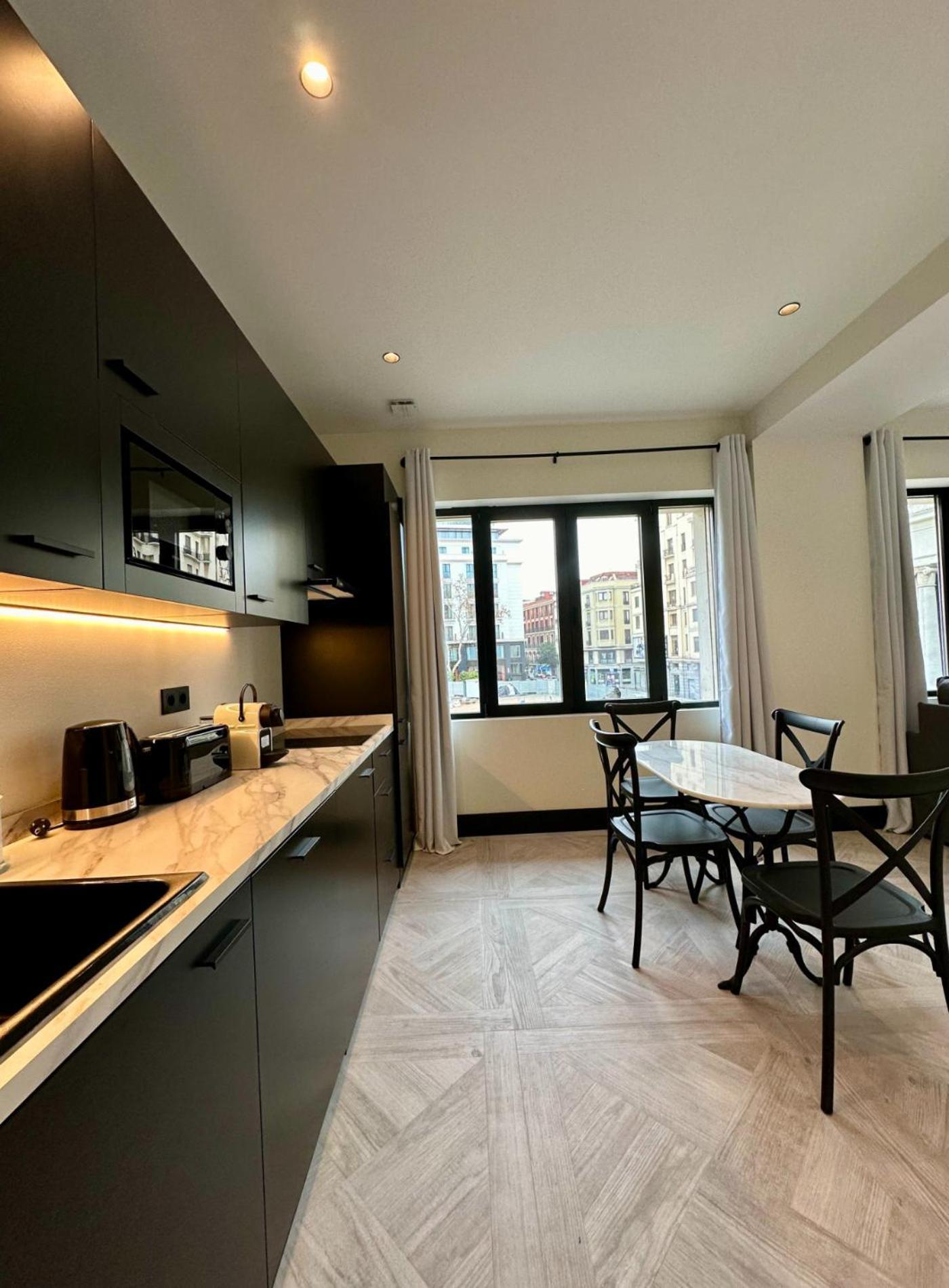 Chic Apt Para 4Pax En Plaza Del Carmen-Gran Via E2 Madrid Kültér fotó
